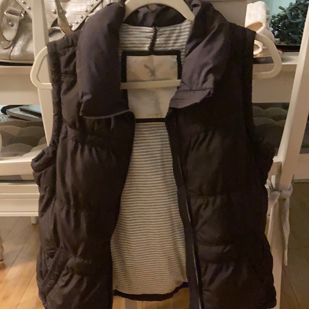American Eagle Vest